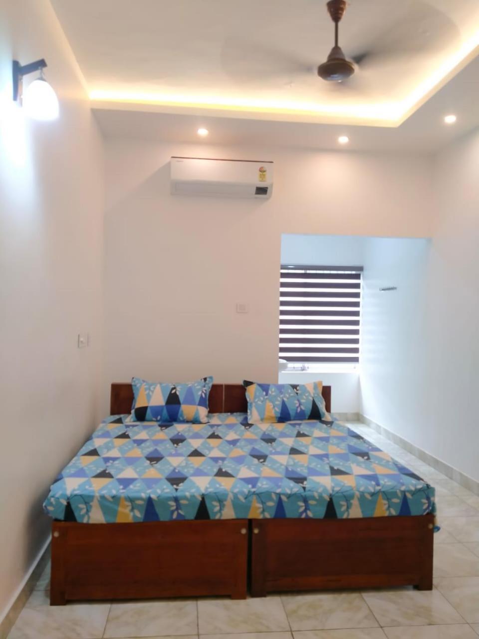 Thekkumpuram Tourist Home มาลัพปูรัม ภายนอก รูปภาพ